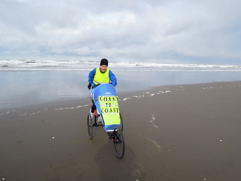 Starten den 6/5 på en öde strand vid Stilla havet i Seaside, Oregon